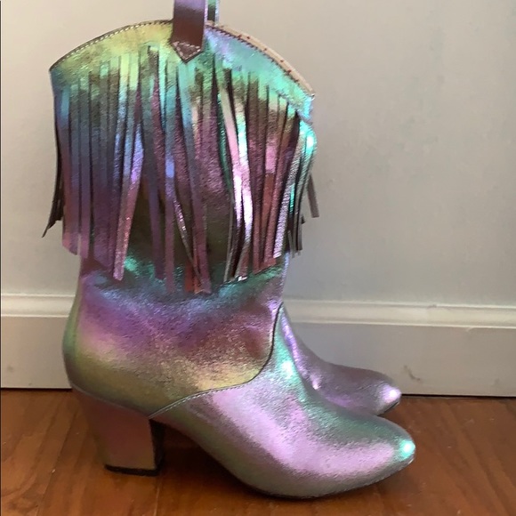 B.A.I.T. Shoes - B.A.I.T. Fringed irresdescent rainbow boot
